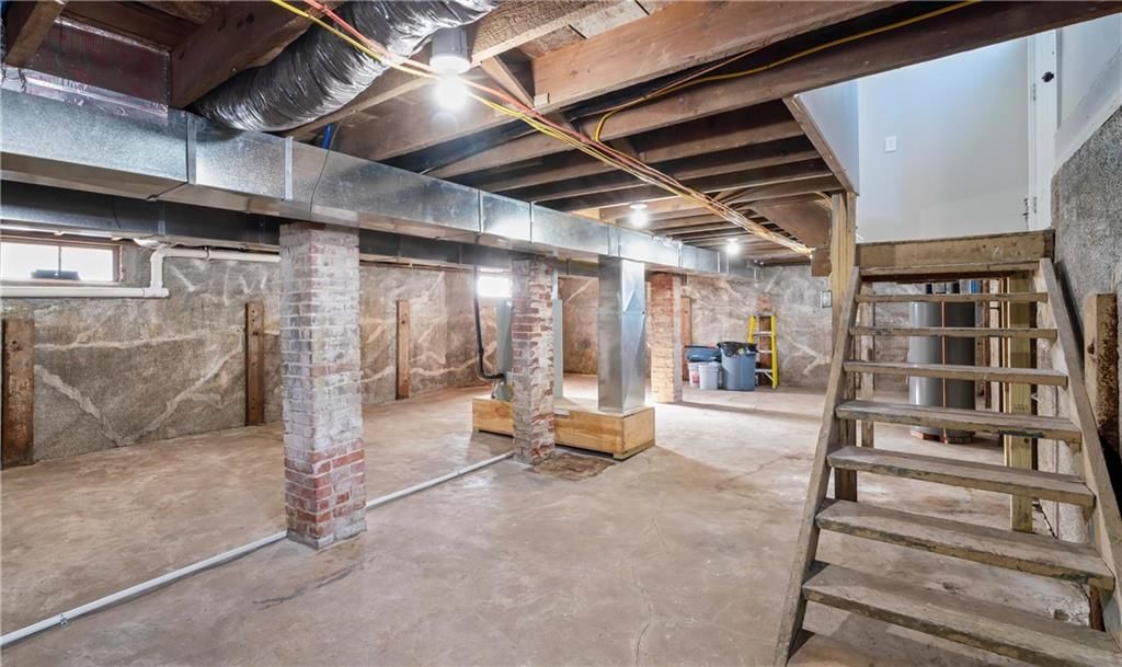213 S Elm Street — photo 33