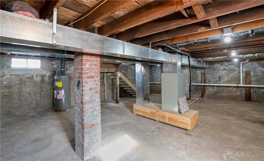 213 S Elm Street — photo 35