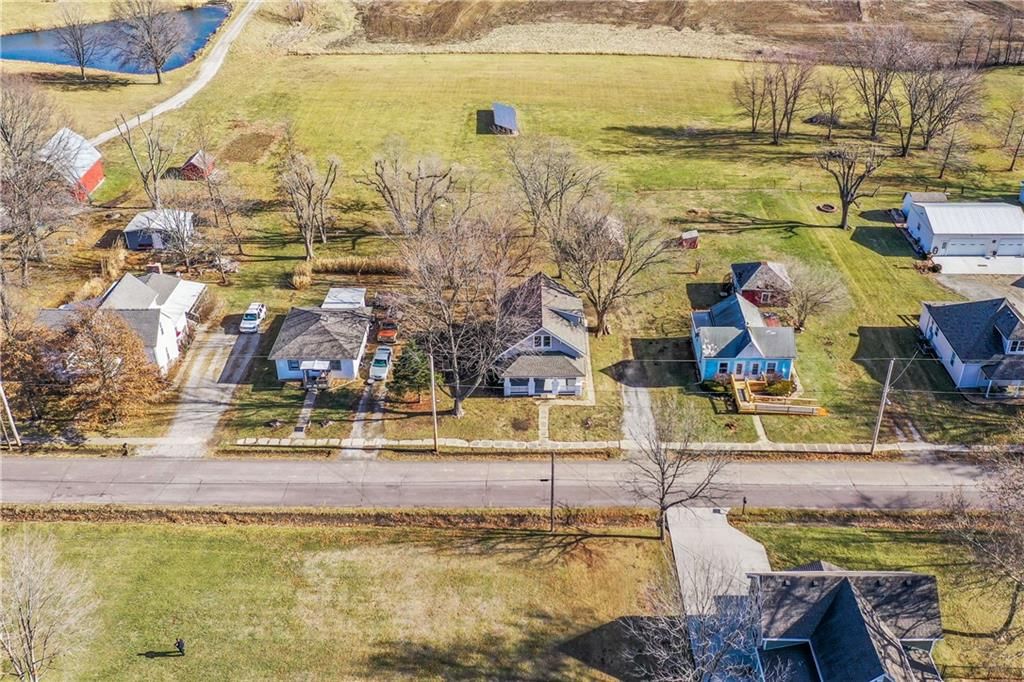 213 S Elm Street — photo 38
