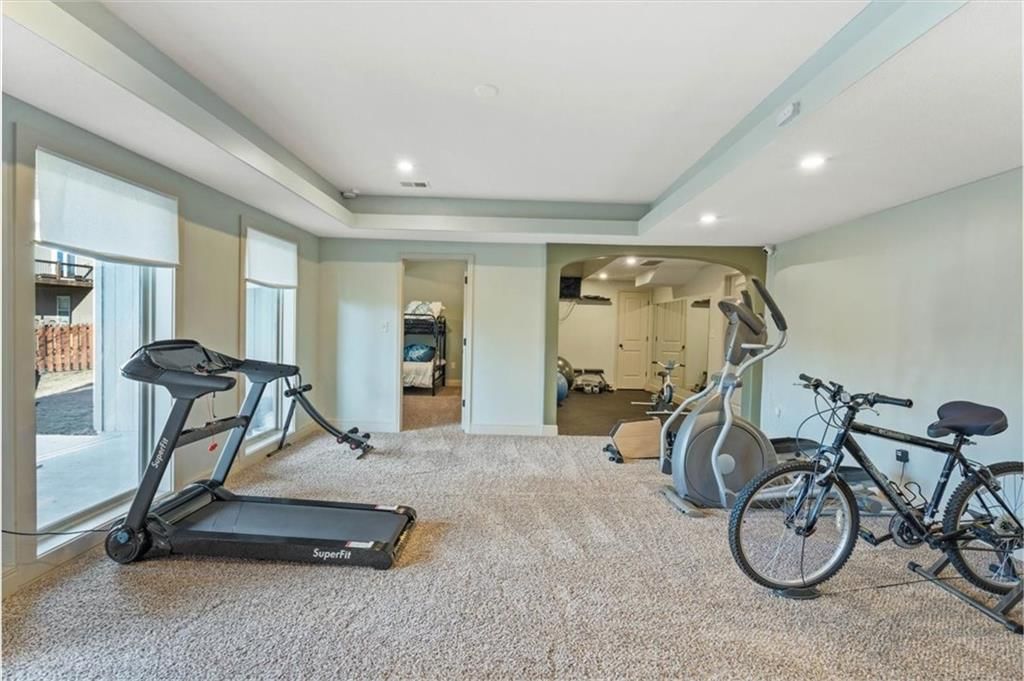 9100 N Cypress Avenue — photo 37