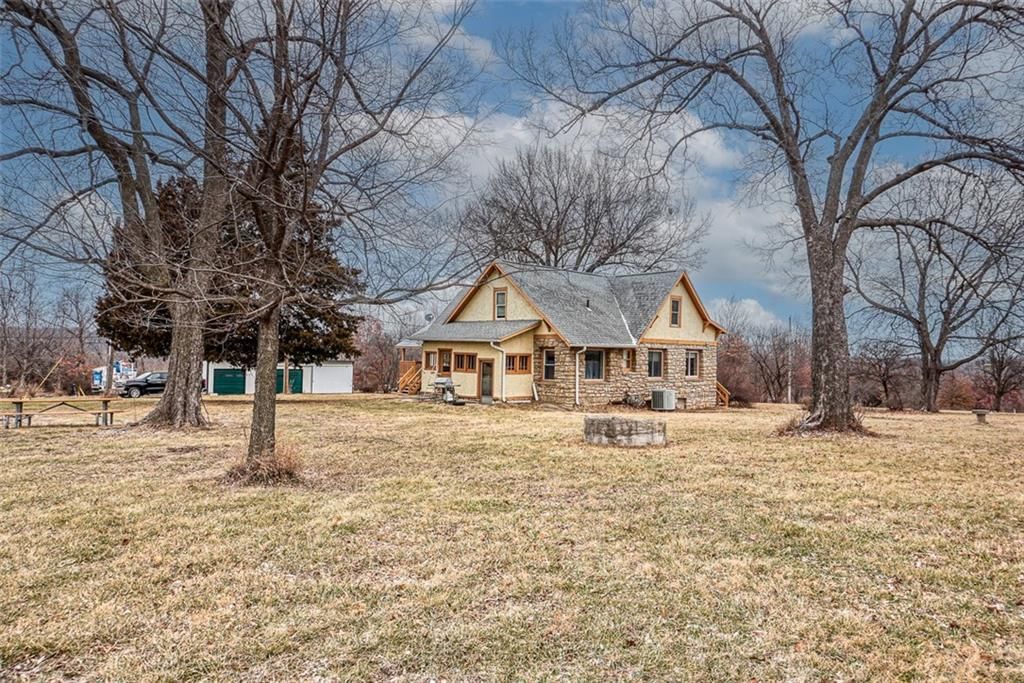10300 Lane Avenue — photo 9