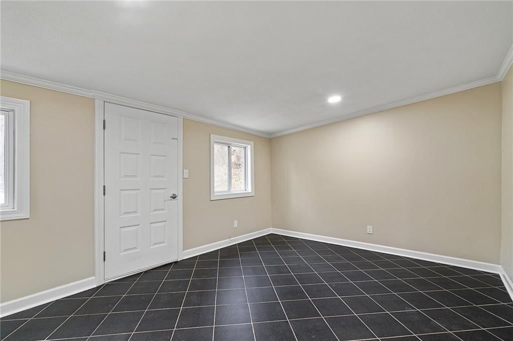 5043 Oakland Avenue — photo 15