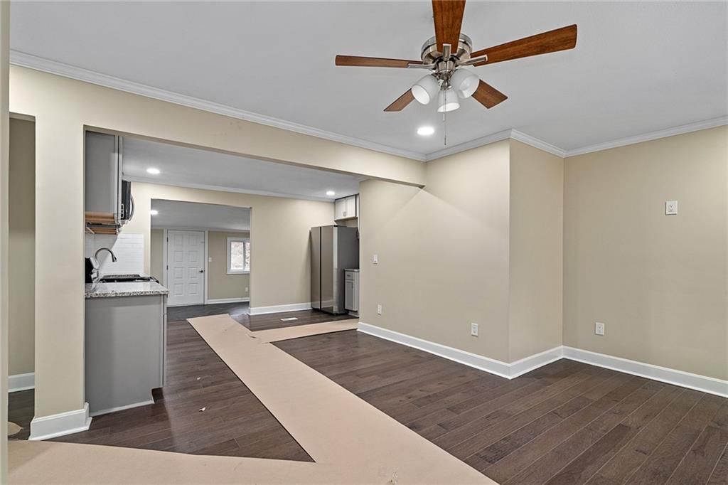 5043 Oakland Avenue — photo 6
