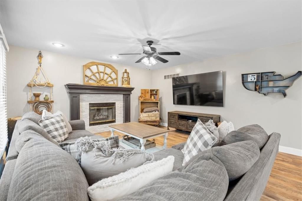 1721 S Wales Street — photo 8