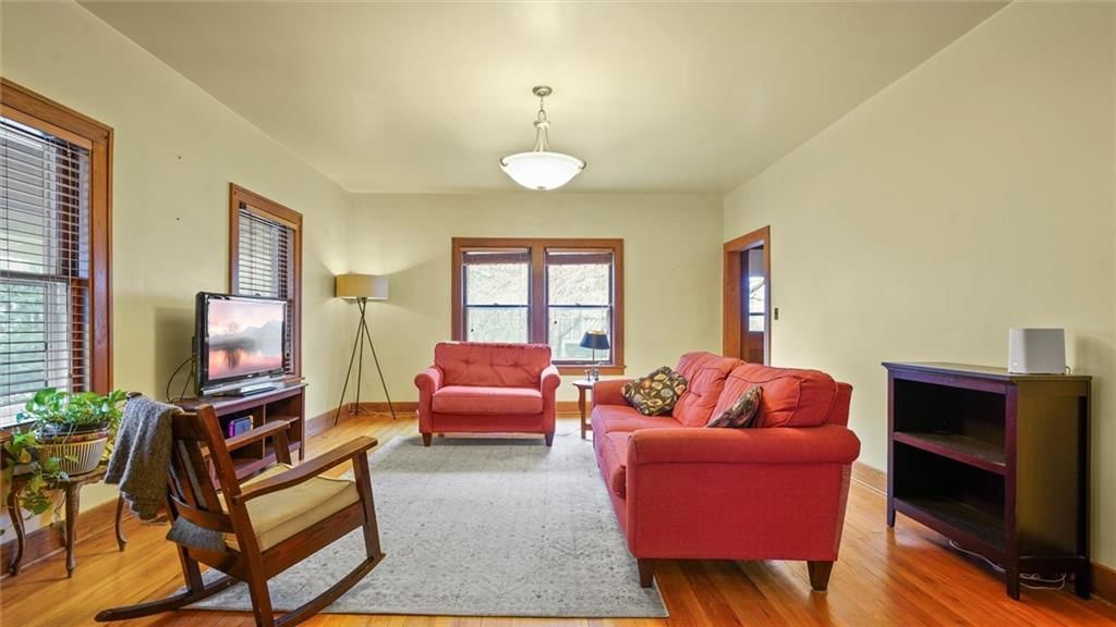 418 E Mississippi Street — photo 13