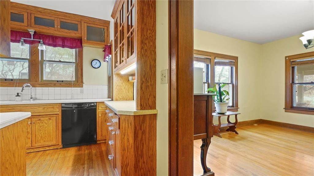 418 E Mississippi Street — photo 18
