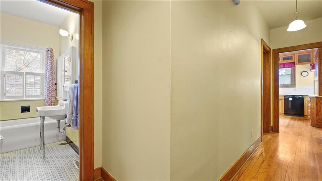 418 E Mississippi Street — photo 23
