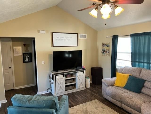 300 N Perkins Street — photo 4