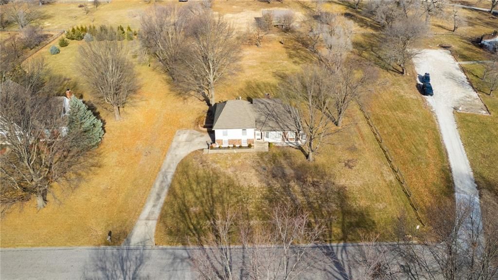 6400 W 159th Terrace — photo 38