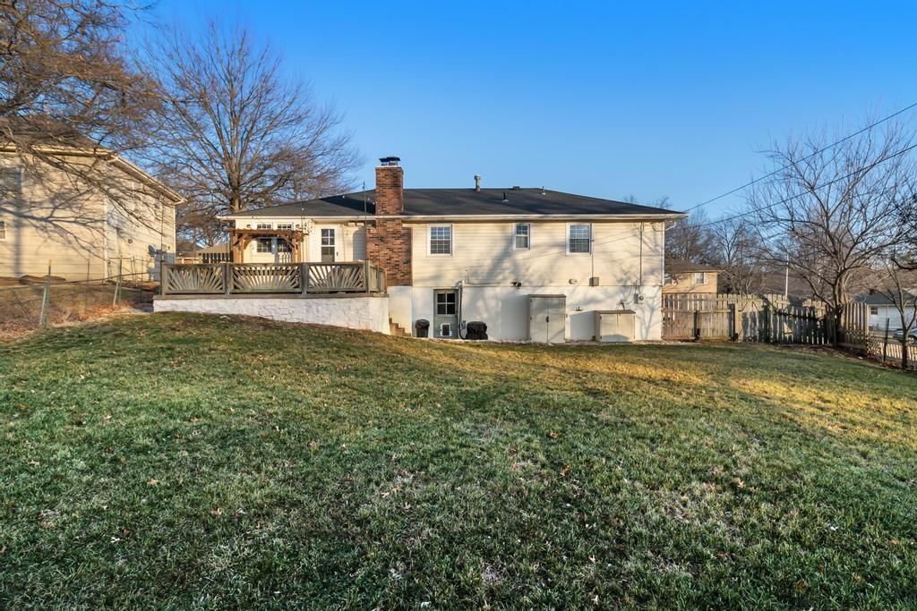 10926 Bales Avenue — photo 38