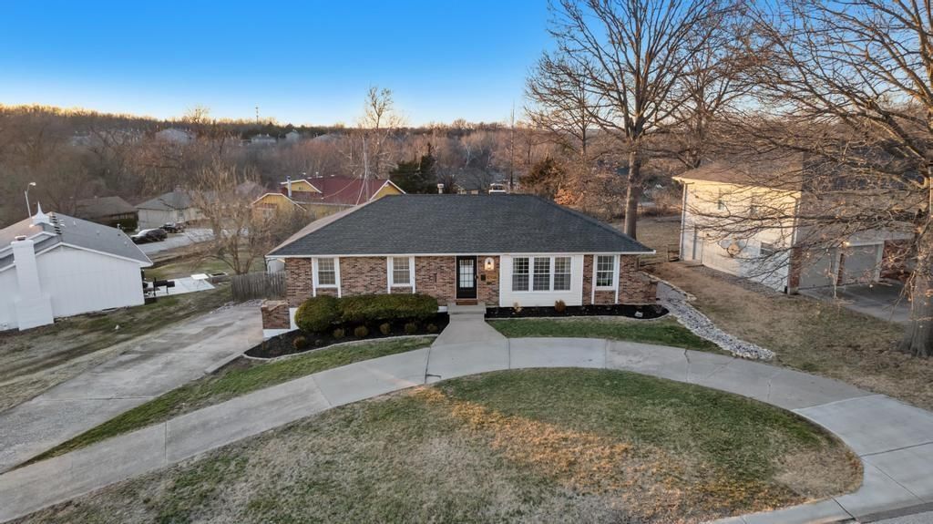 10926 Bales Avenue — photo 42
