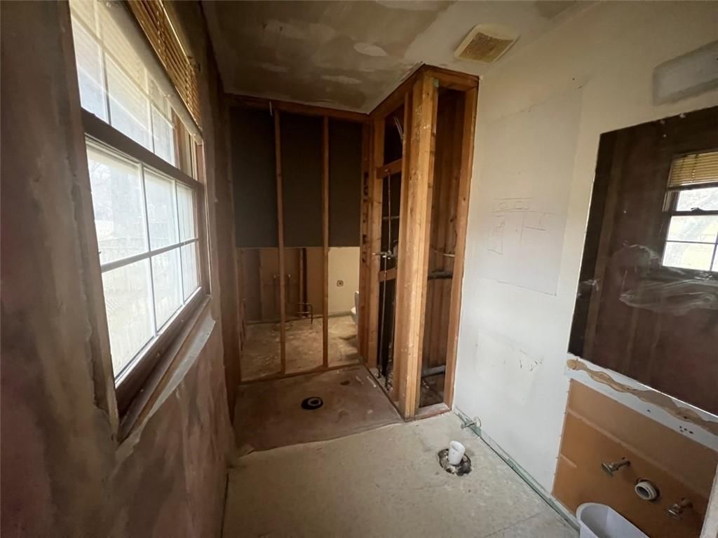 721 Deerfield Street — photo 15