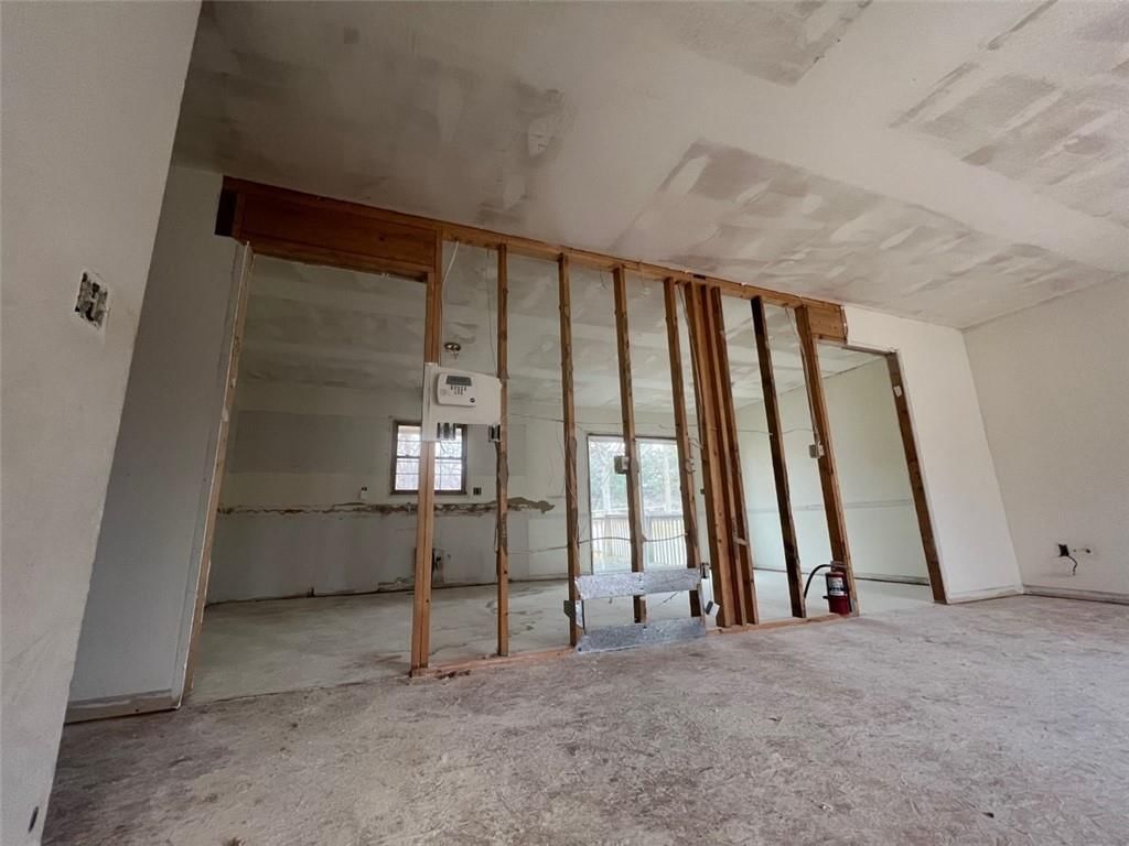 721 Deerfield Street — photo 6