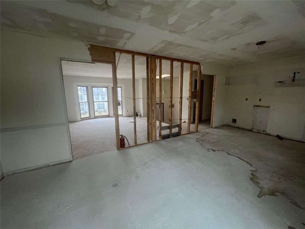 721 Deerfield Street — photo 10