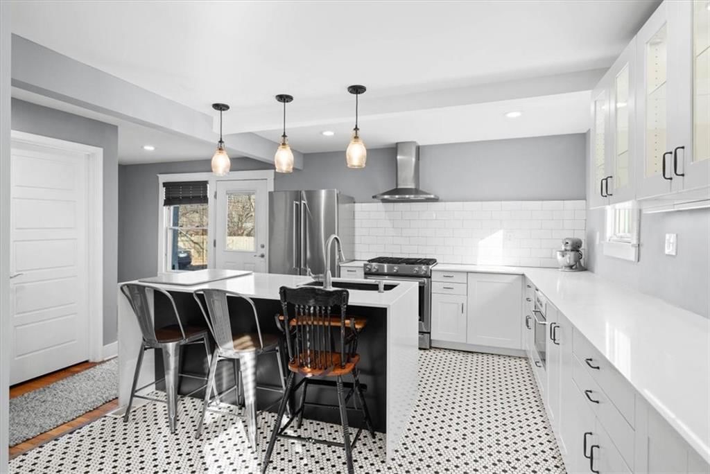 4445 Francis Street — photo 10