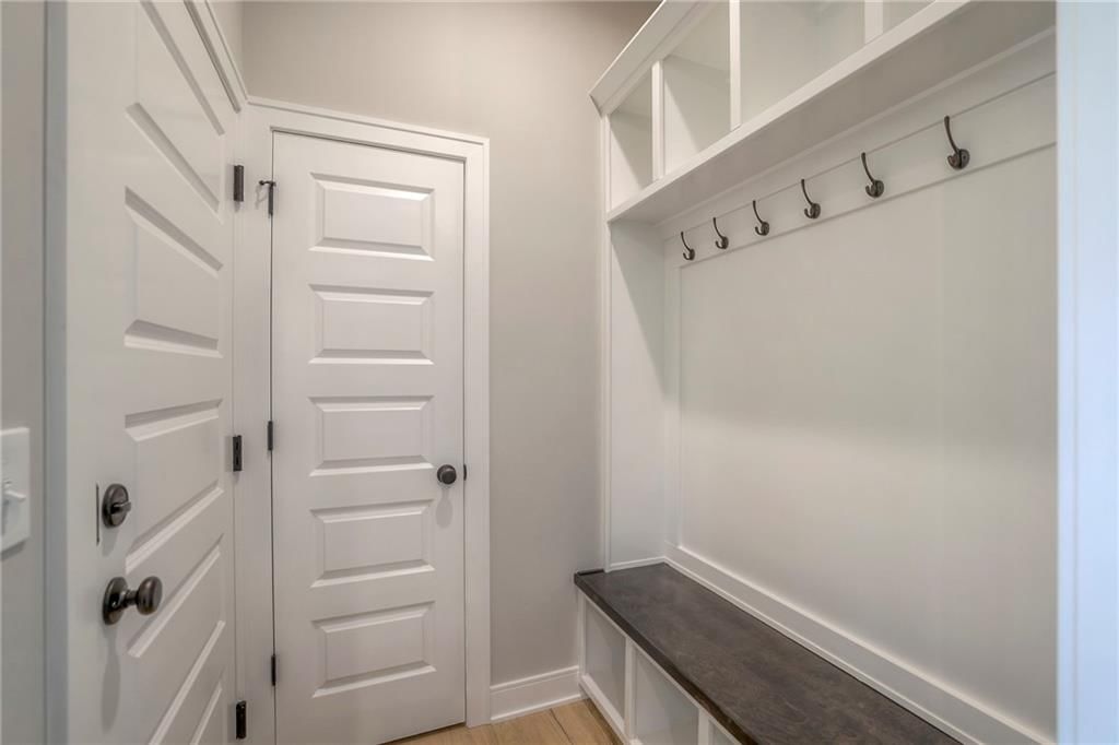 17384 S Hall Street — photo 14