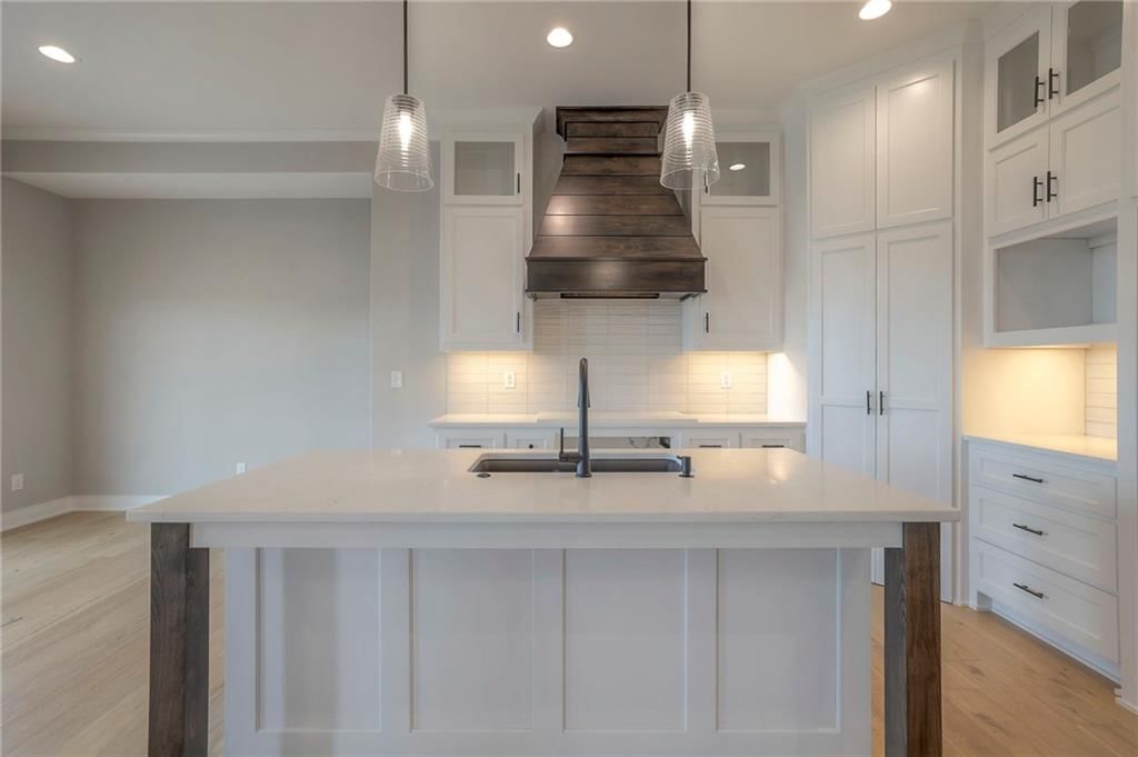 17384 S Hall Street — photo 30