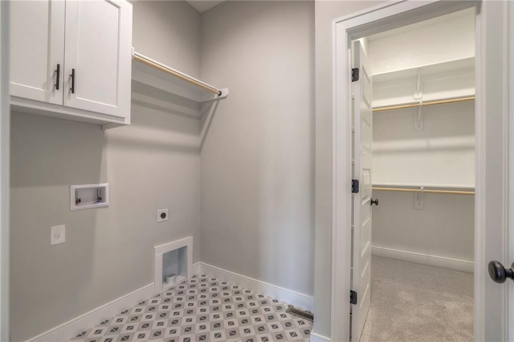 17384 S Hall Street — photo 47