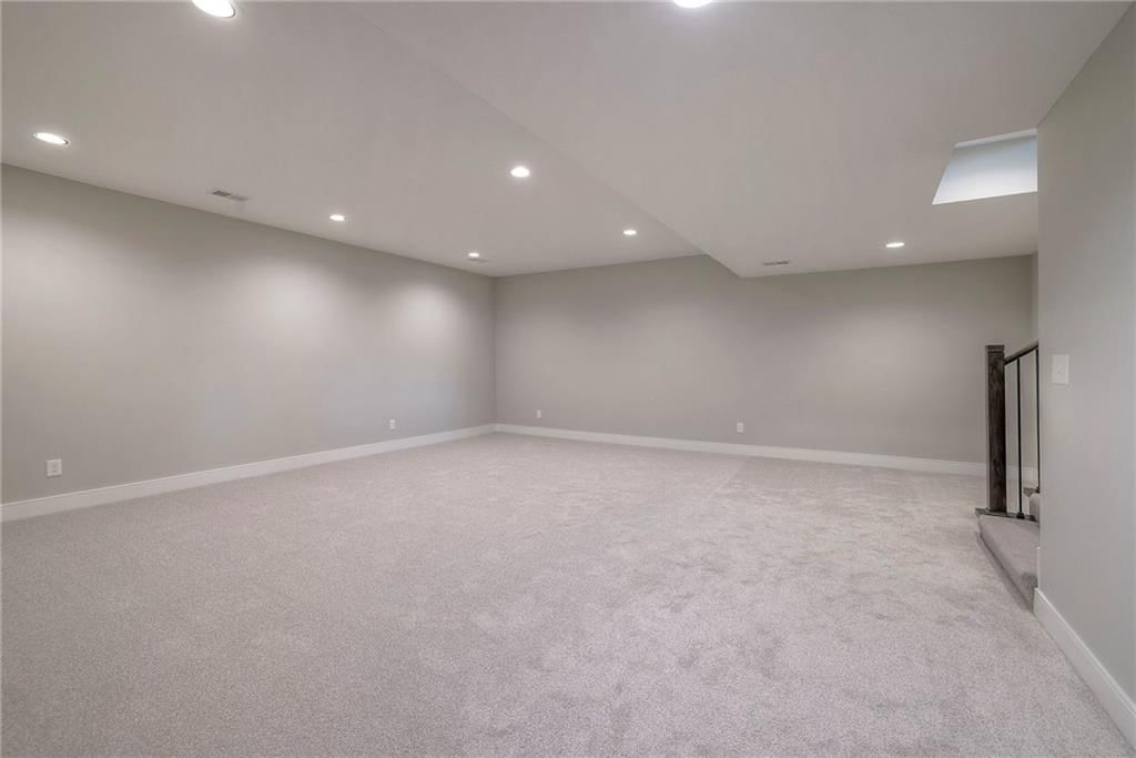 17384 S Hall Street — photo 52
