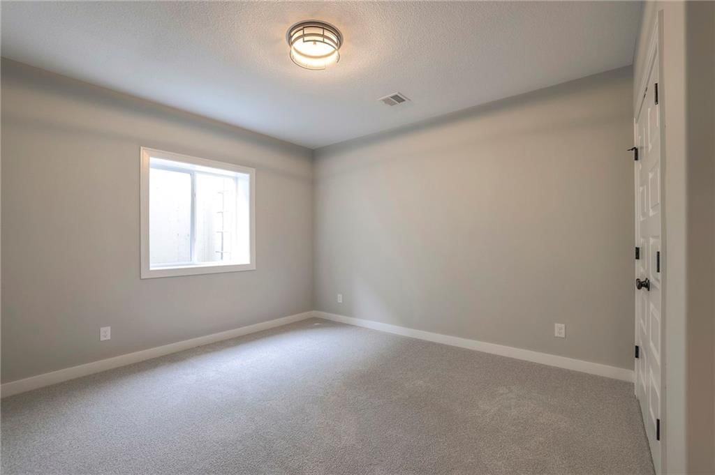 17384 S Hall Street — photo 54