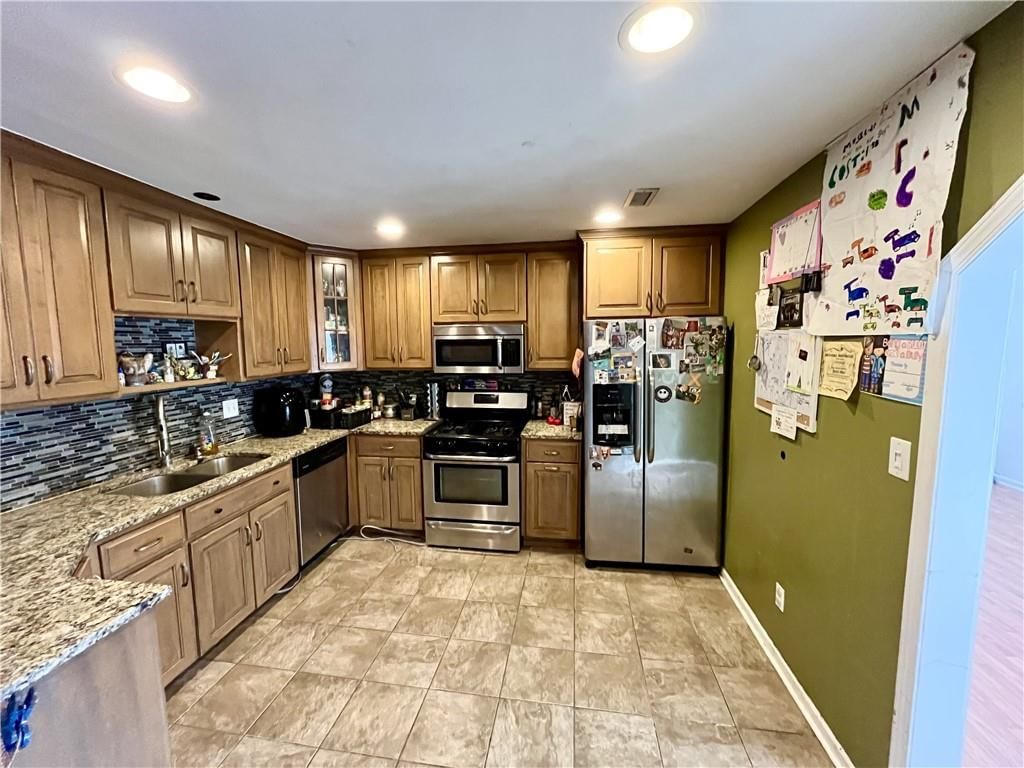 5012 Rowland Avenue — photo 5