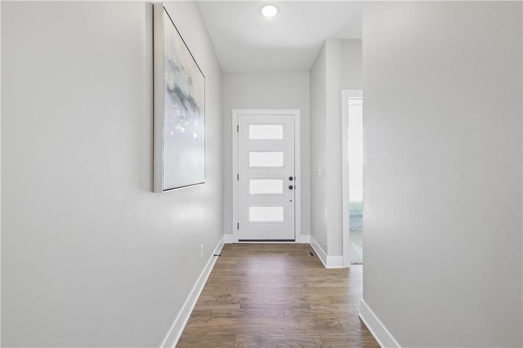 1205 Morgan Drive — photo 2