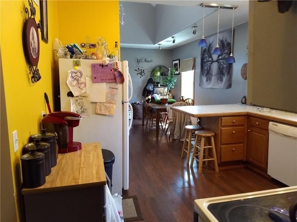 412 S First Street — photo 8