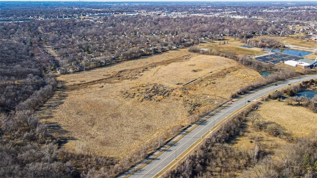 1471 SE Adams Dairy Parkway — photo 11