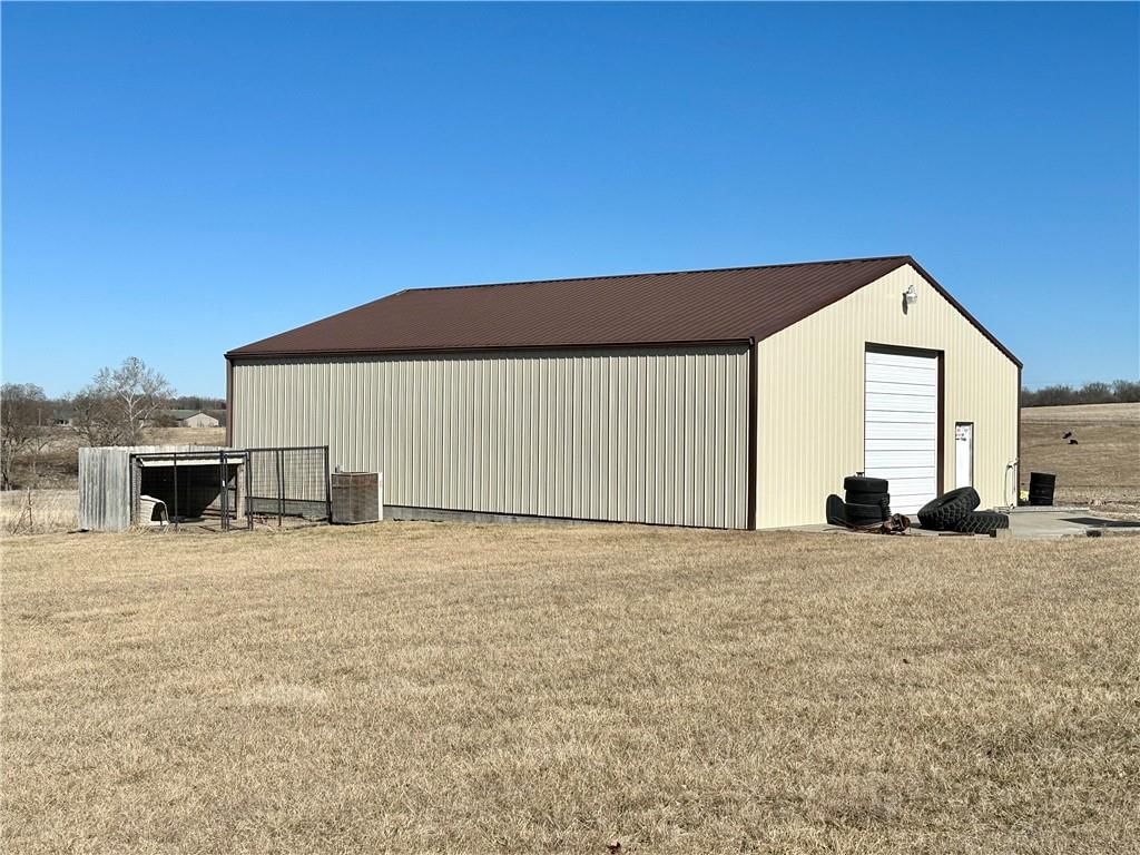 1810 NE County Road 664 N/A — photo 44