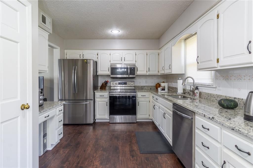 15304 Foster N/A — photo 12