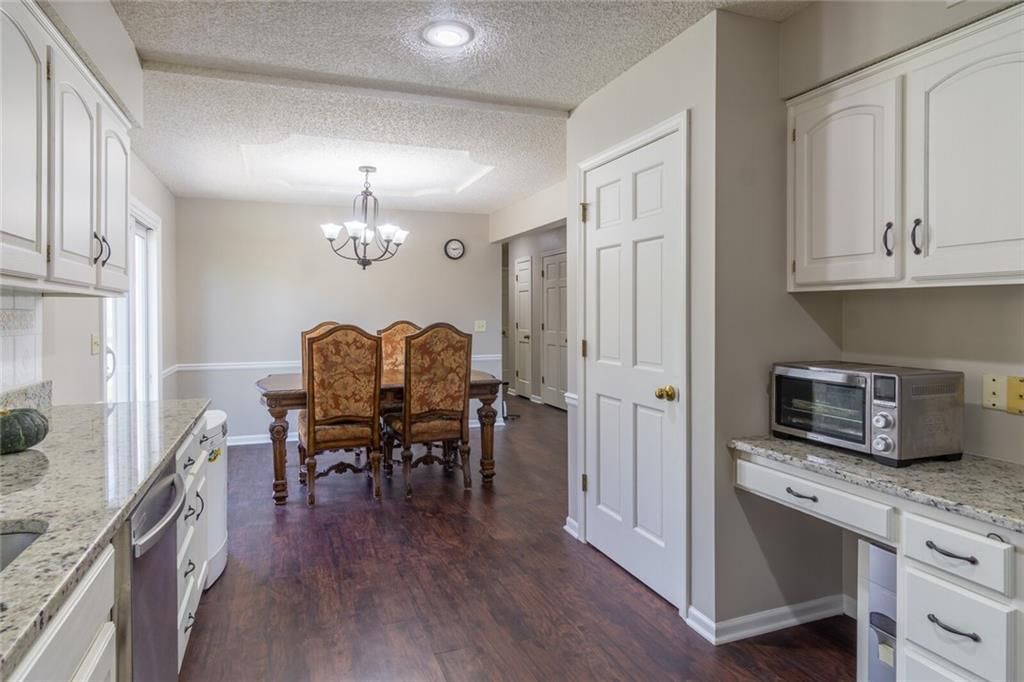 15304 Foster N/A — photo 14