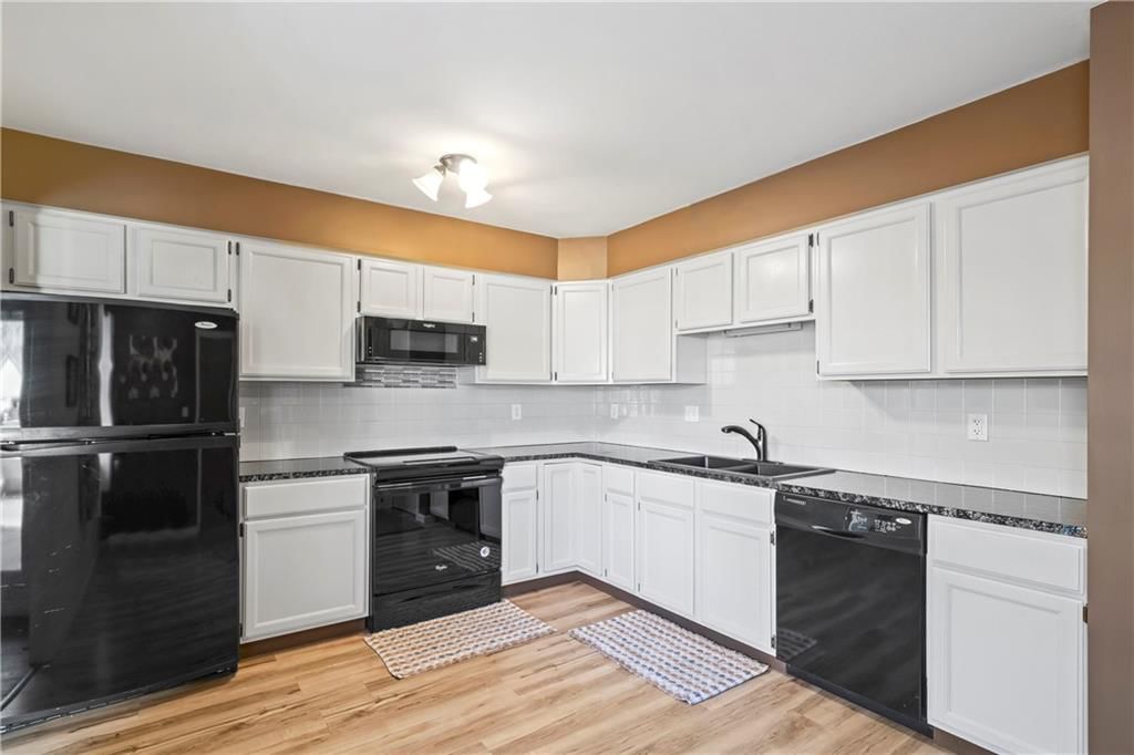 3717 Pinnacle Court — photo 9