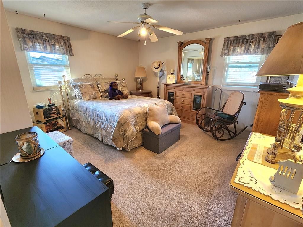 2708 NE 67th Place — photo 13
