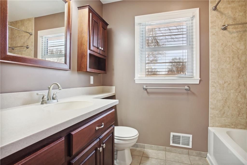 4801 Blue Ridge Boulevard — photo 14