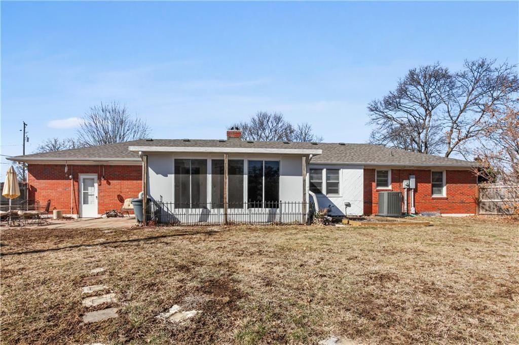 4801 Blue Ridge Boulevard — photo 23