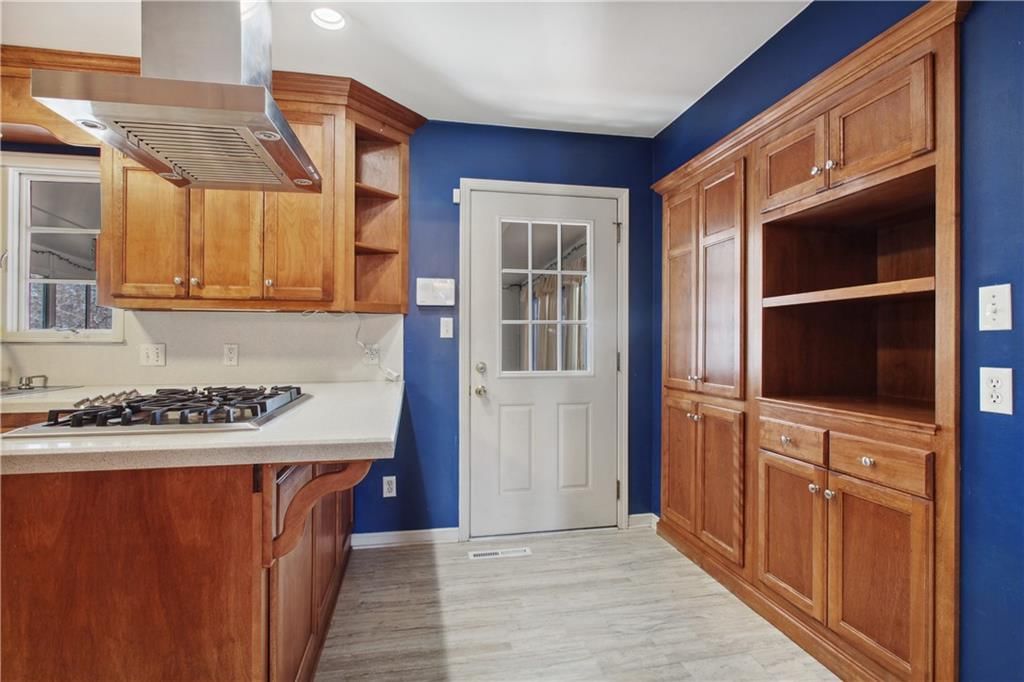 4801 Blue Ridge Boulevard — photo 8