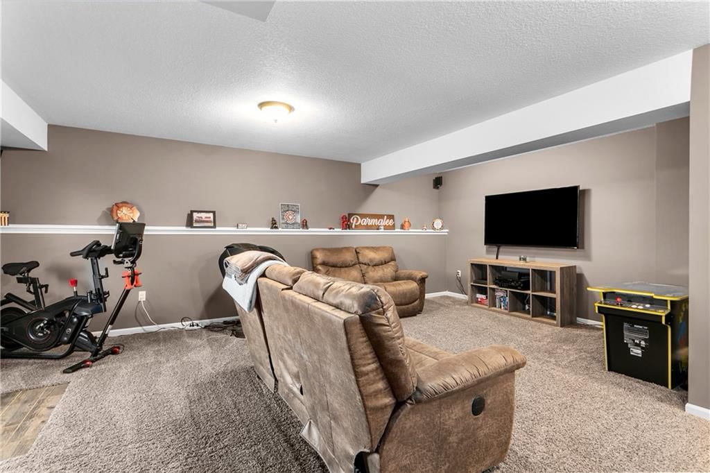 12804 Spring Avenue — photo 17