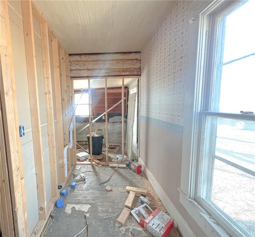 109 E Maple Street — photo 5