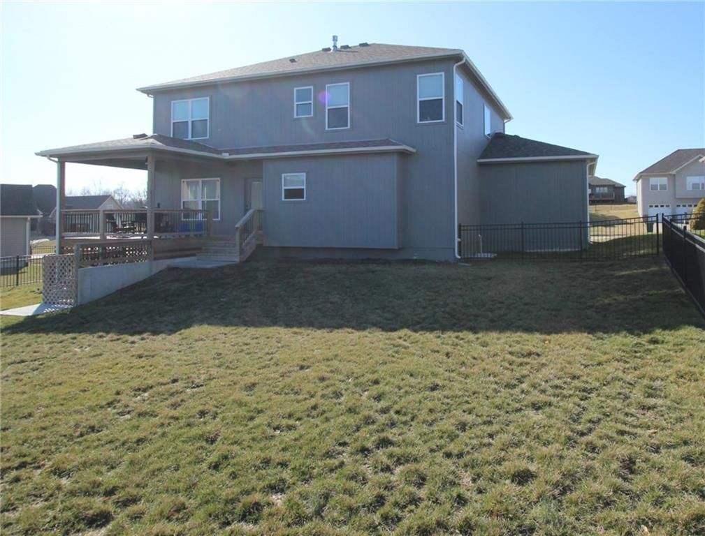 1207 Schroeder Court — photo 38