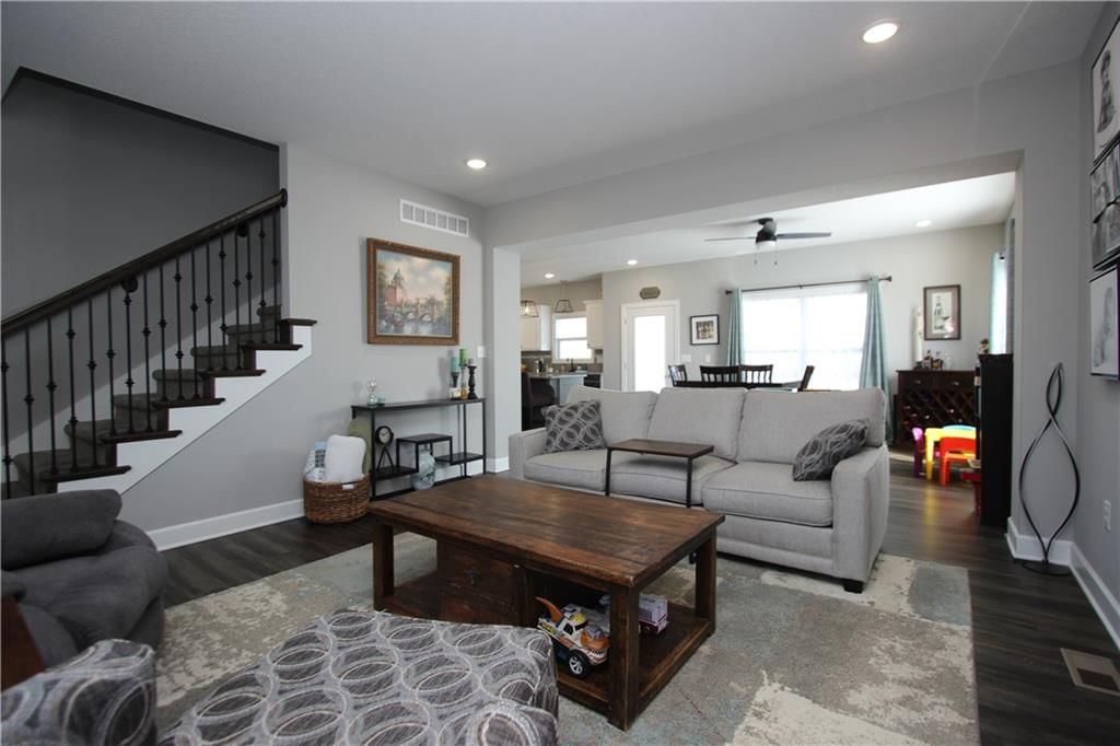 1207 Schroeder Court — photo 5