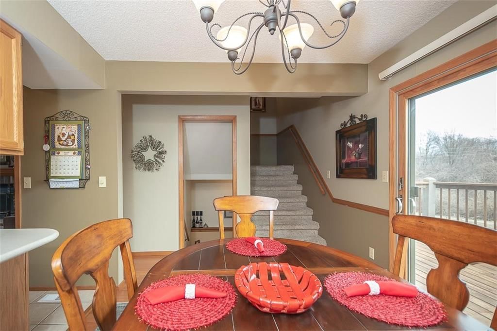 924 Alma Court — photo 17