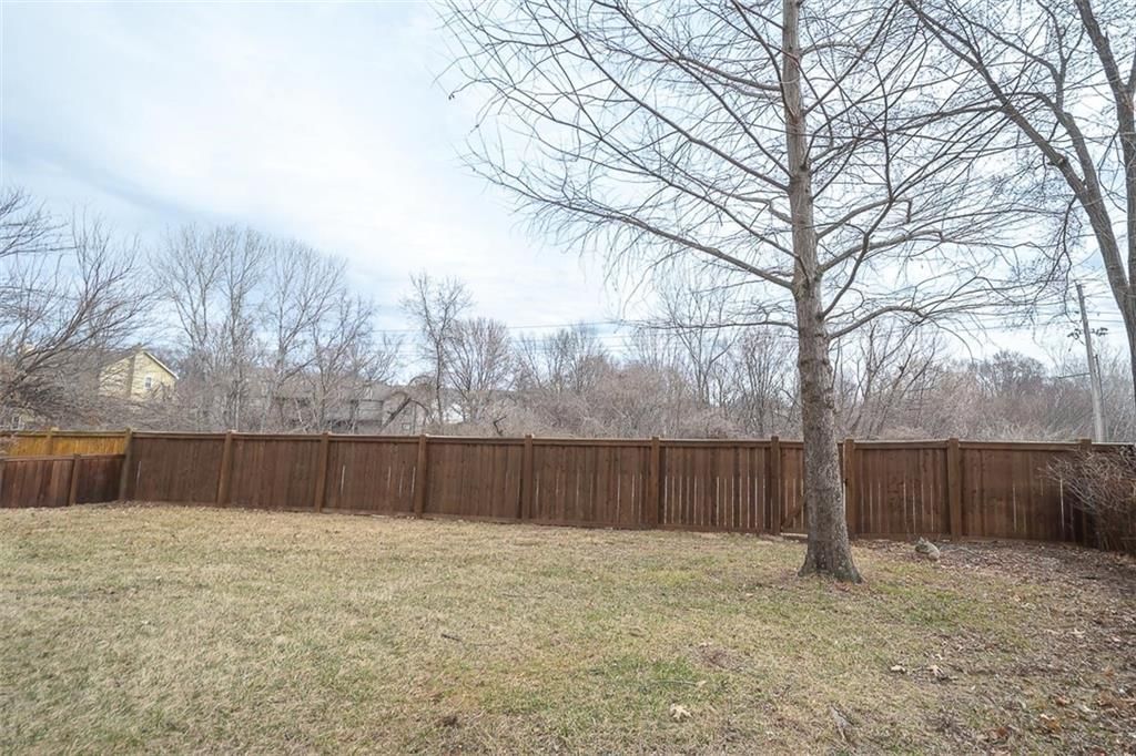 924 Alma Court — photo 27