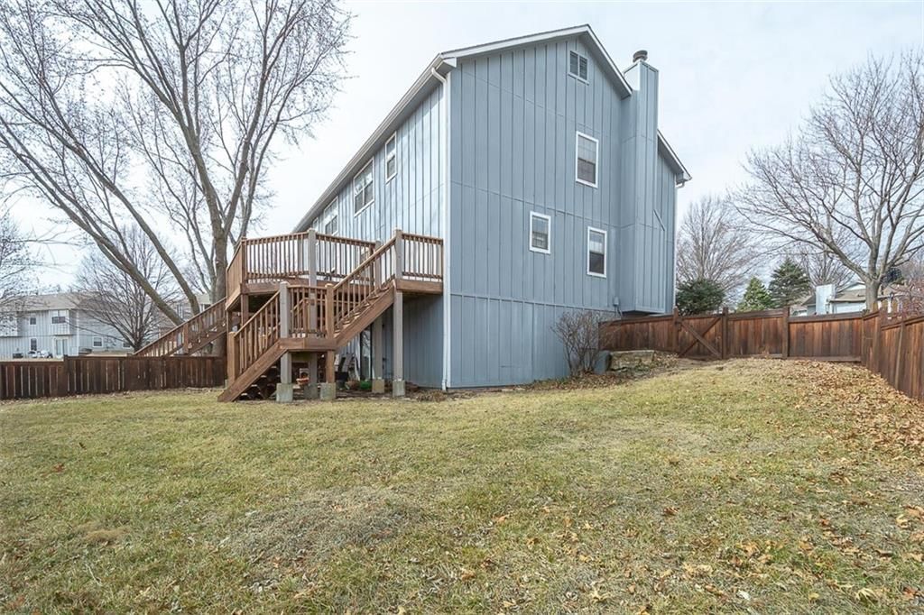 924 Alma Court — photo 30