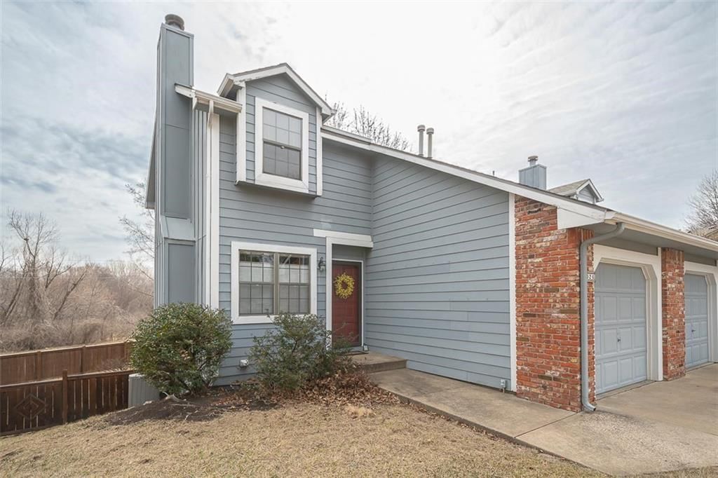 924 Alma Court — photo 32