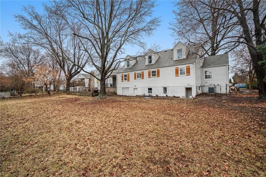 6712 W 77th Terrace — photo 34
