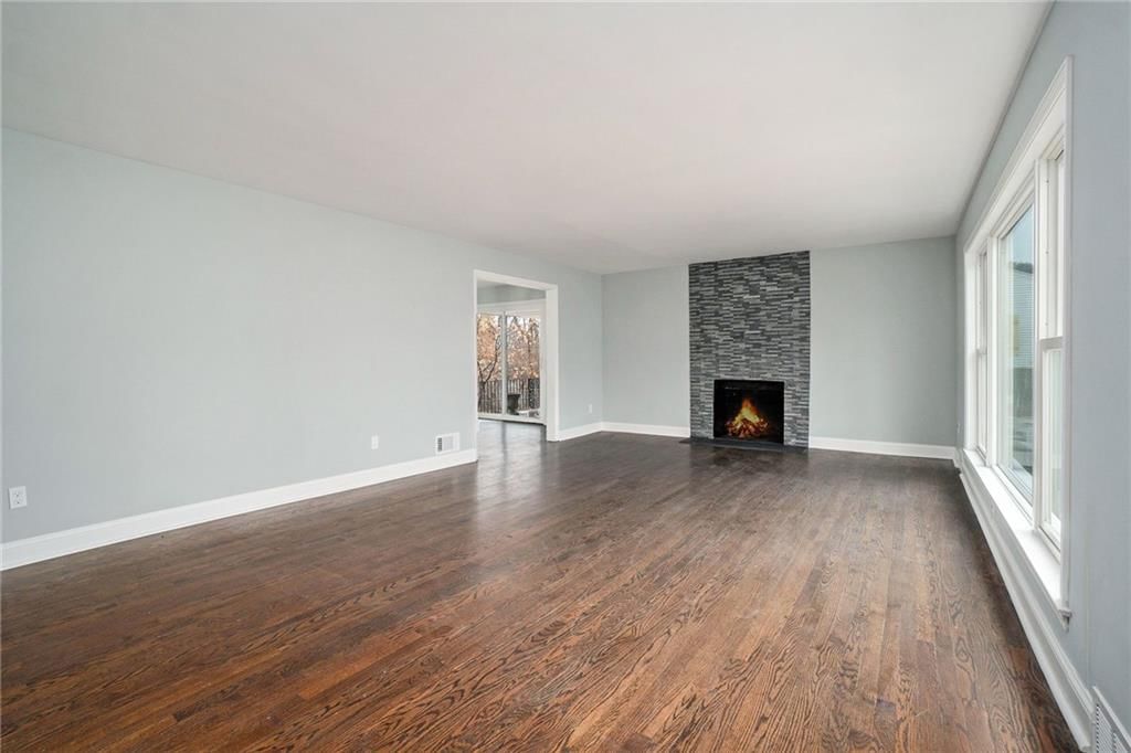 6712 W 77th Terrace — photo 5
