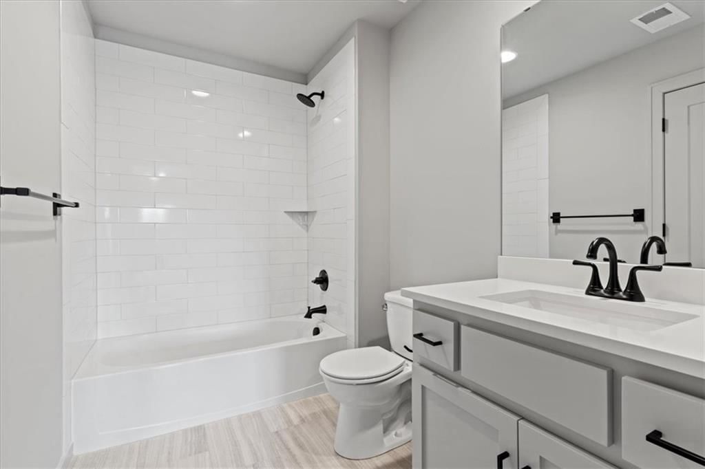 10050 Aurora Street — photo 27