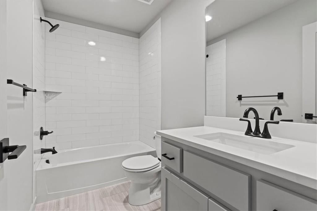 10050 Aurora Street — photo 31