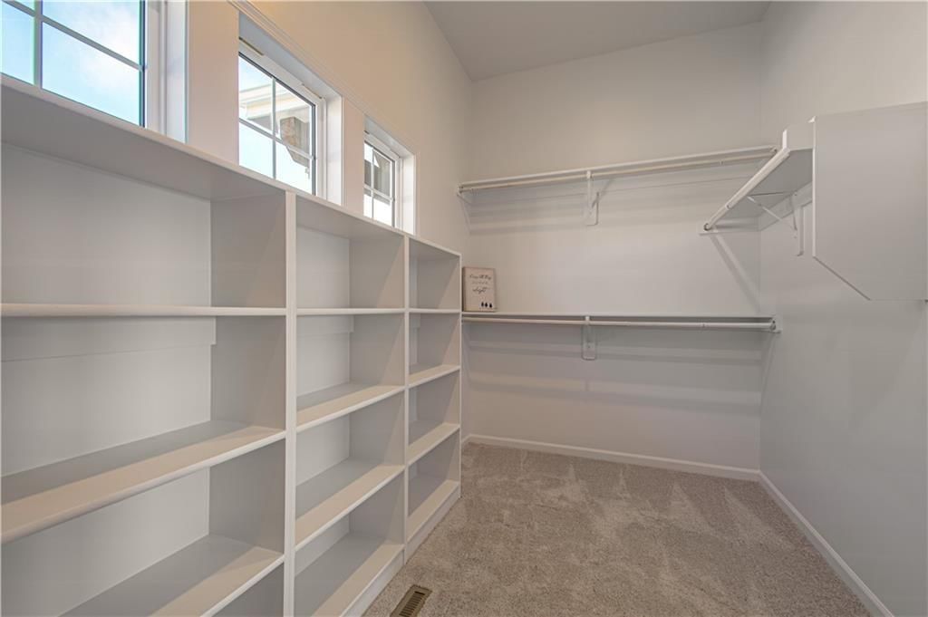 9731 N Laurel Avenue — photo 24
