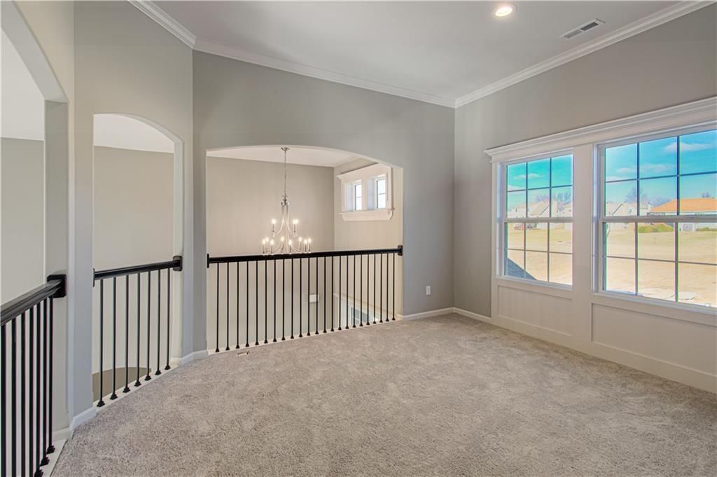 9731 N Laurel Avenue — photo 25